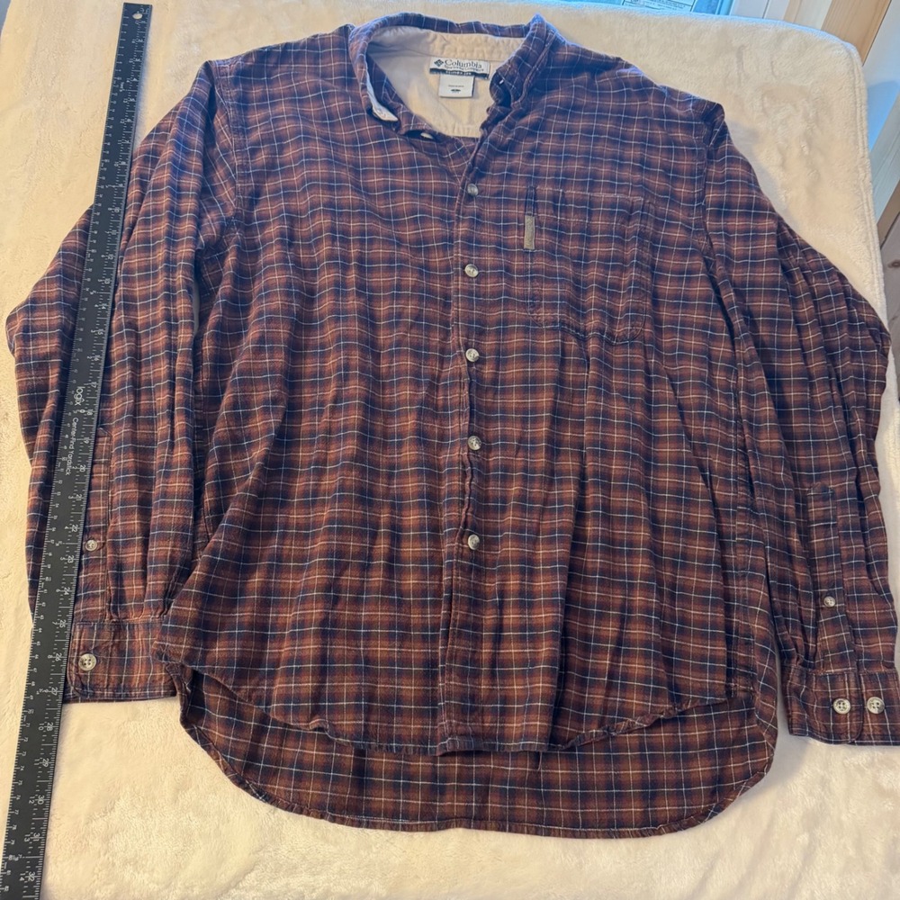 Columbia Mens Plaid Flannel Button Down Shirt Large Burgundy Brown XM7074